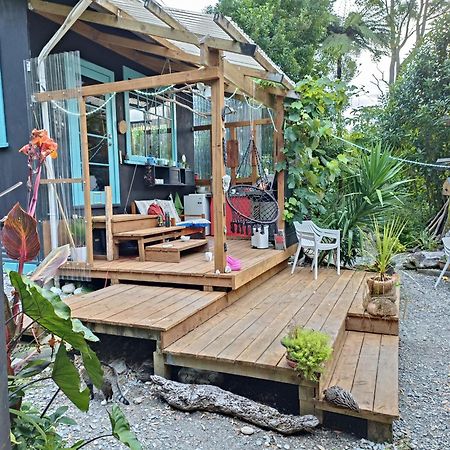 Gumboot Paradise Eco Stay Barrytown Dış mekan fotoğraf